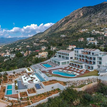Messinian Icon Hotel & Suites Каламата Екстериор снимка