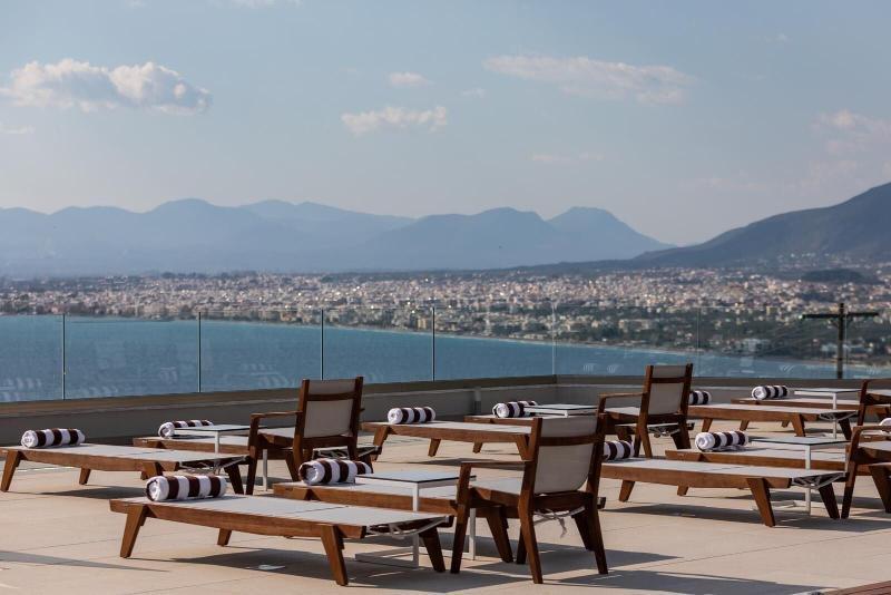 Messinian Icon Hotel & Suites Каламата Екстериор снимка