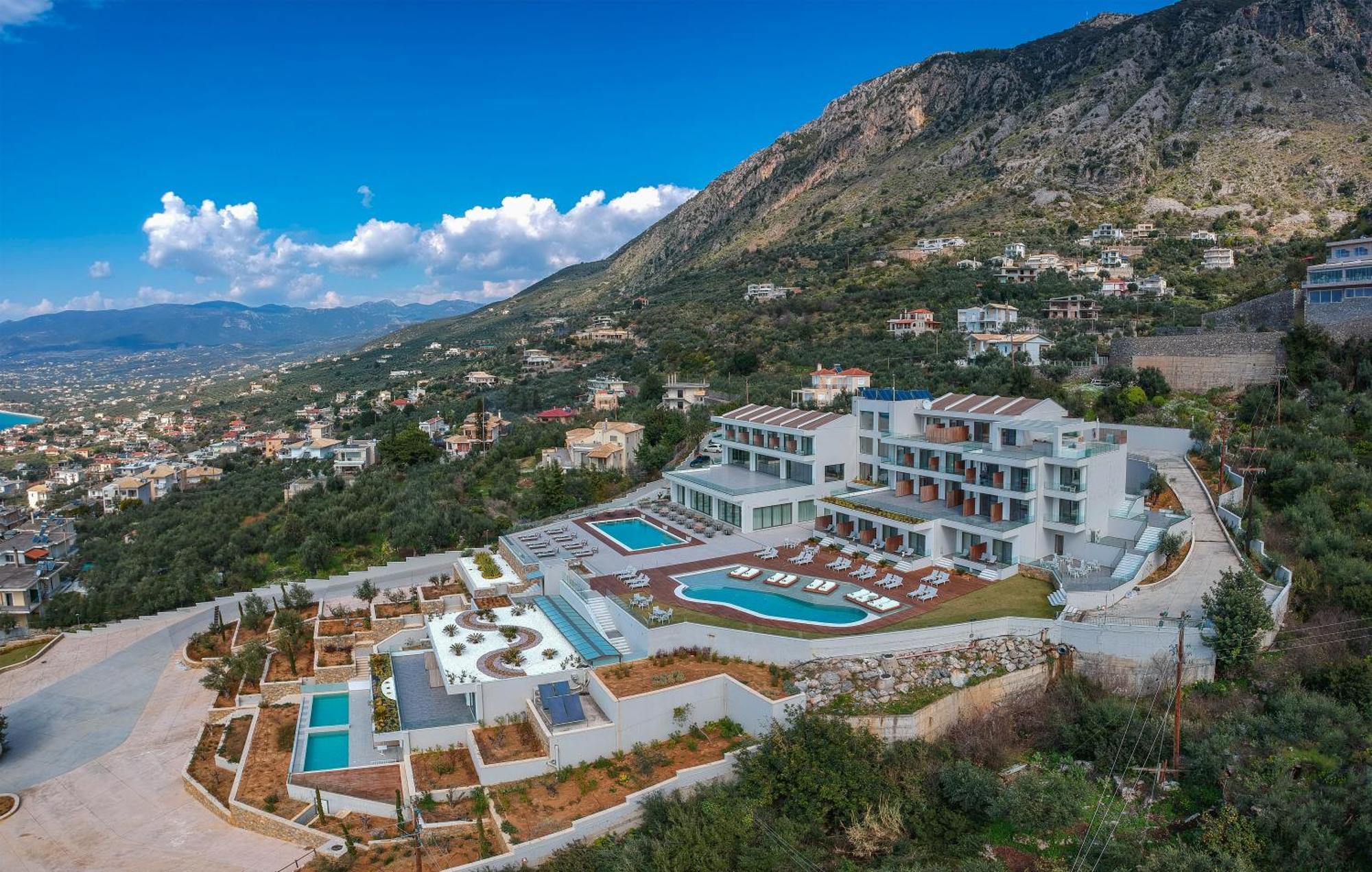Messinian Icon Hotel & Suites Каламата Екстериор снимка