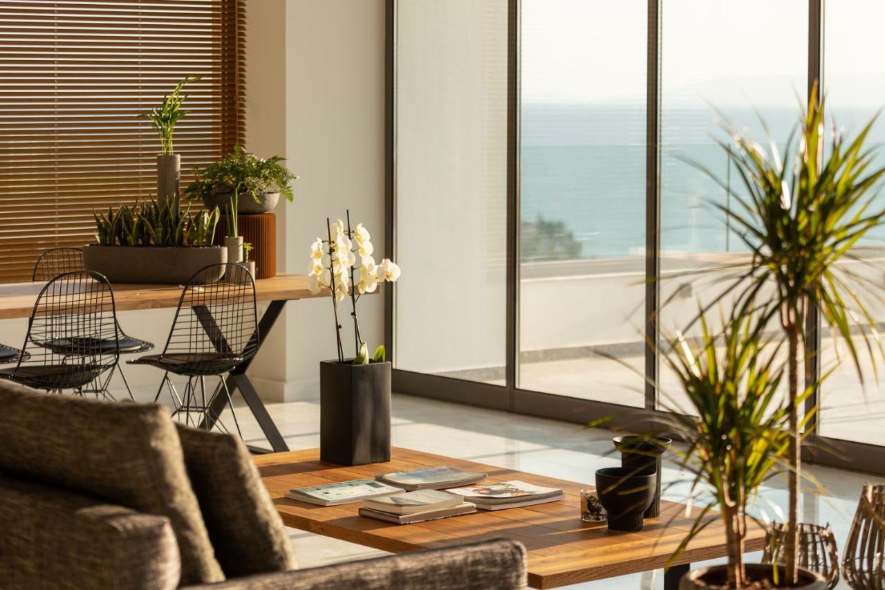 Messinian Icon Hotel & Suites Каламата Екстериор снимка