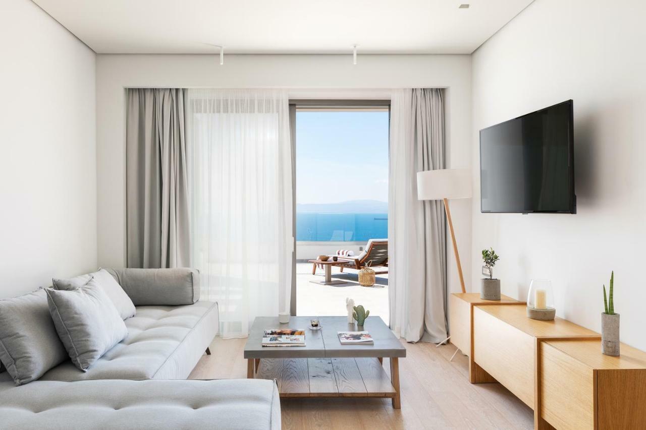Messinian Icon Hotel & Suites Каламата Екстериор снимка