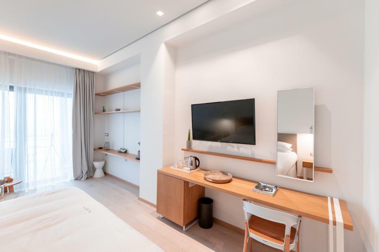 Messinian Icon Hotel & Suites Каламата Екстериор снимка