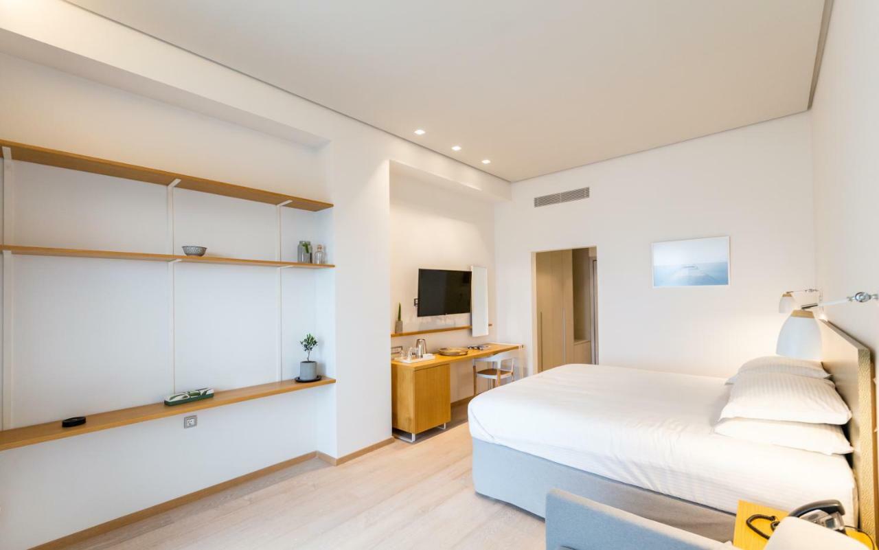 Messinian Icon Hotel & Suites Каламата Екстериор снимка