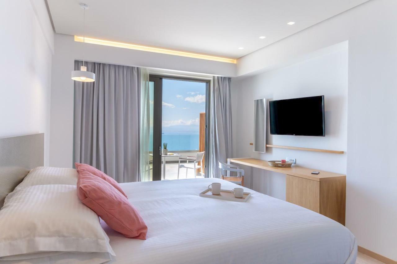 Messinian Icon Hotel & Suites Каламата Екстериор снимка